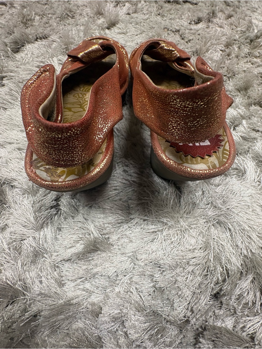 Fly London sz36 Metallic Copper Knot-Front Women’s Flats - Picture 2 of 5
